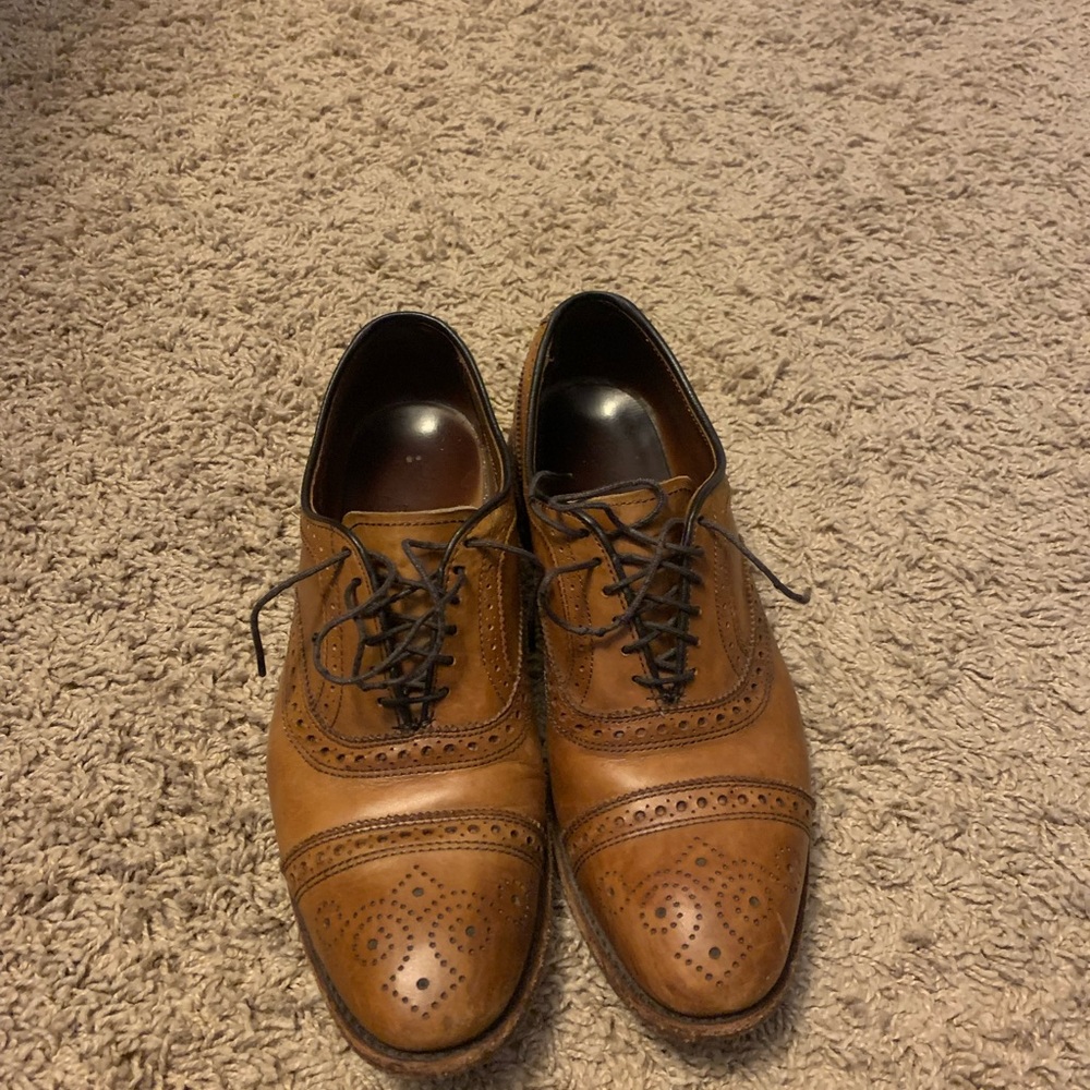 Allen Edmonds - Picture 3 of 4